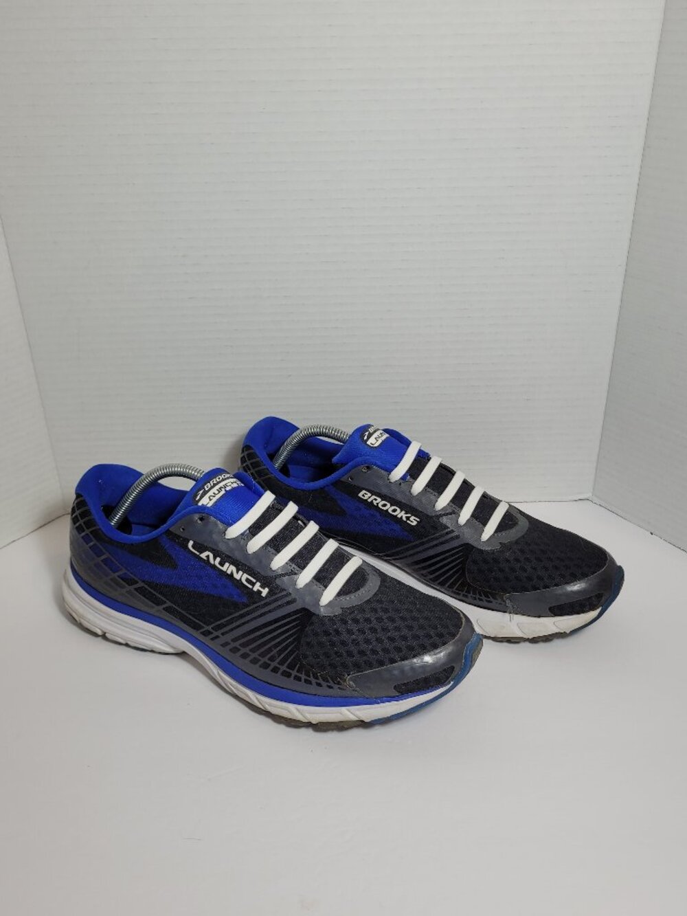 Brooks Launch 3 Sneakers Blue Black White Athletic Shoes Men's Size 11.5 M